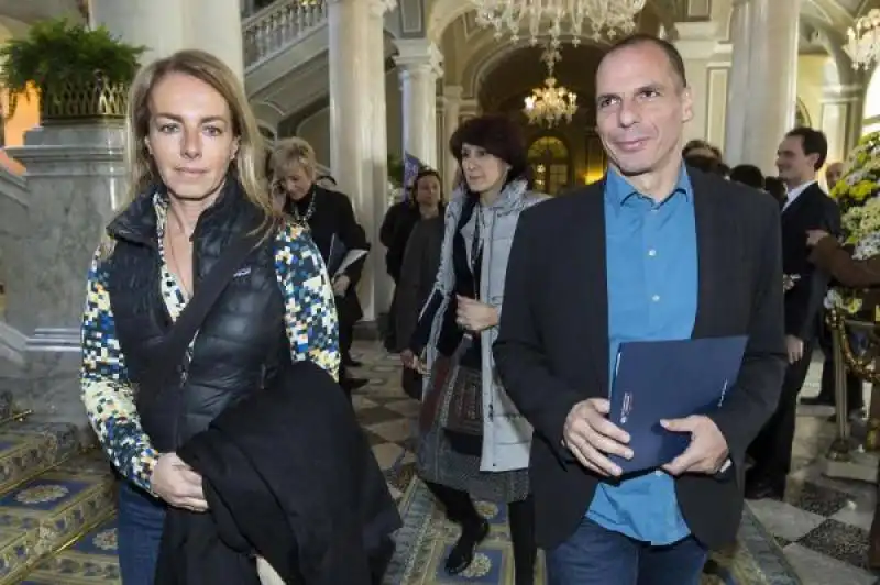 danae  stratou  e yanis varoufakis