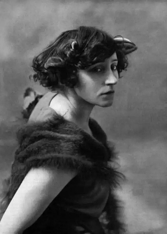 GABRIELLE COLETTE