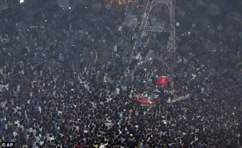 india   linciaggio di uno stupratore 10