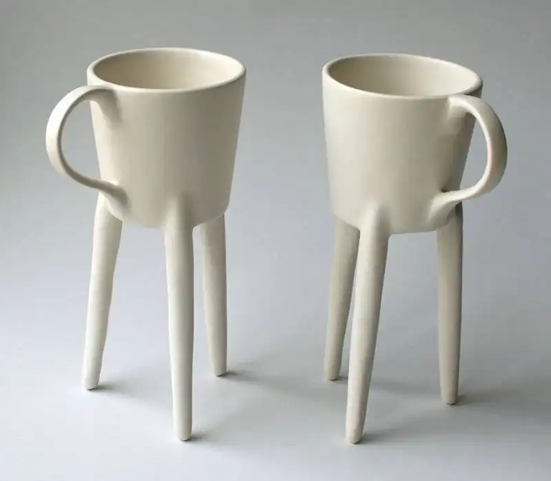 la mostra presenze biografie inedite di cento oggetti di design jirafa cups raul lazaro