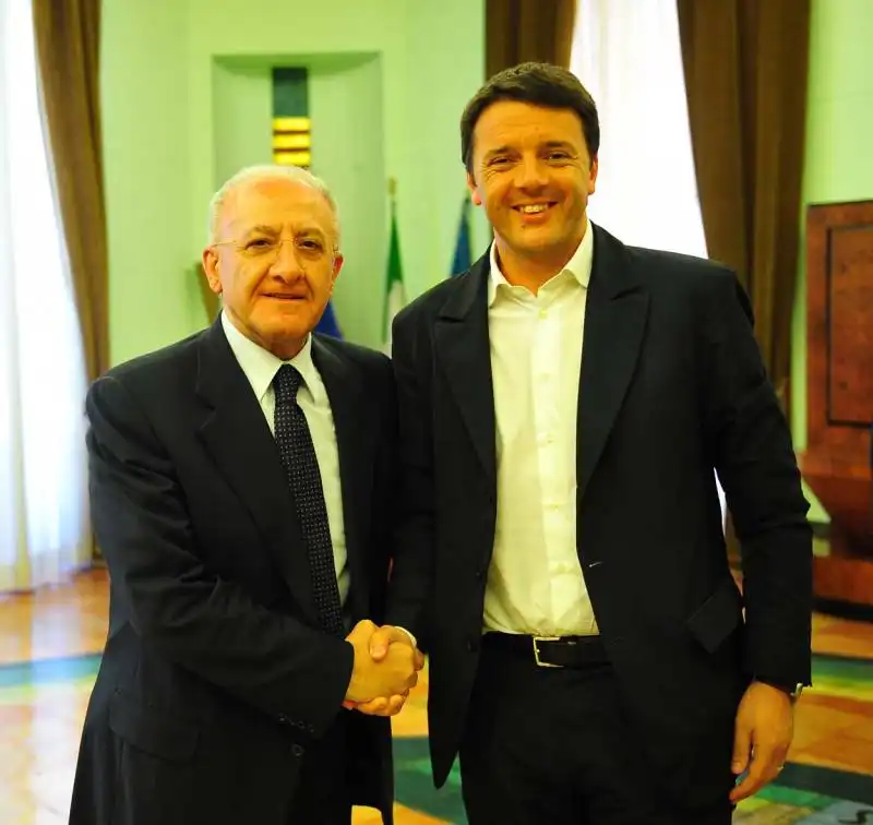 MATTEO RENZI E VINCENZO DE LUCA 