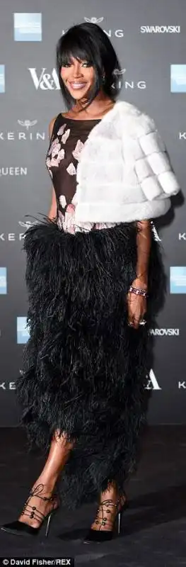 naomi campbell sul red carpet