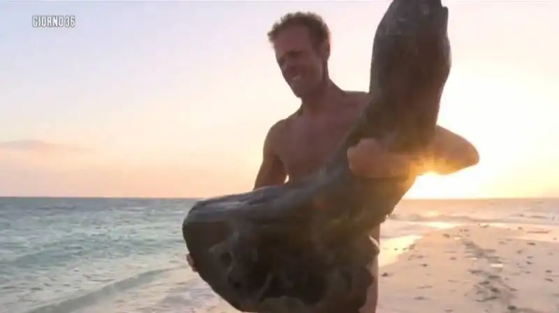 rocco siffredi a playa desnuda isola dei famosi  8