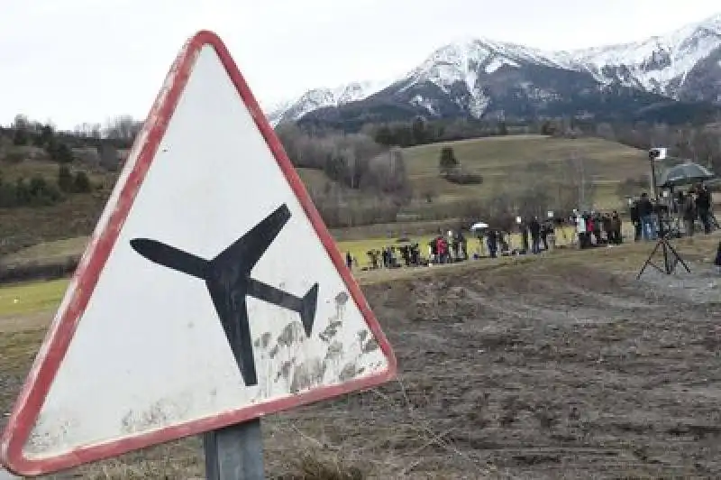 seyne les alpes dove si e schiantato l aereo germanwings