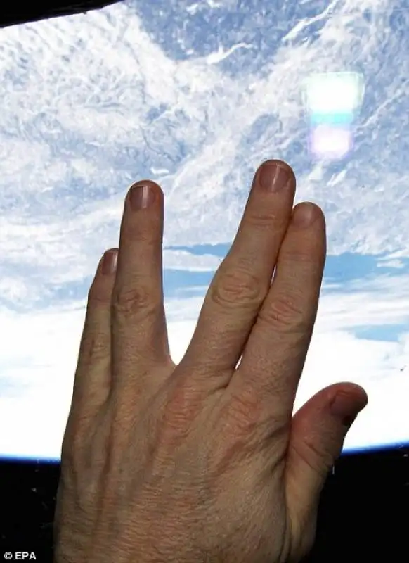 tributo a leonard nimoy