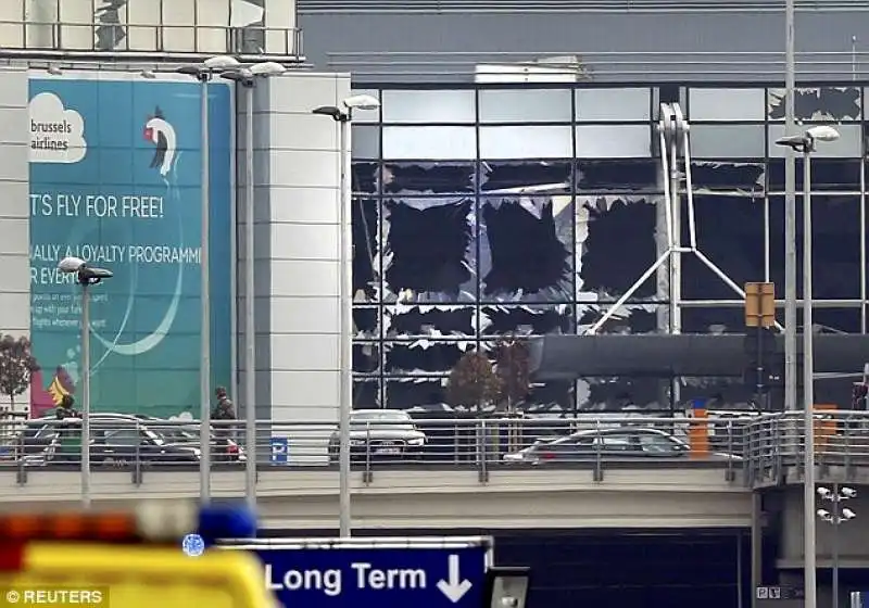 aeroporto bruxelles dopo attentati