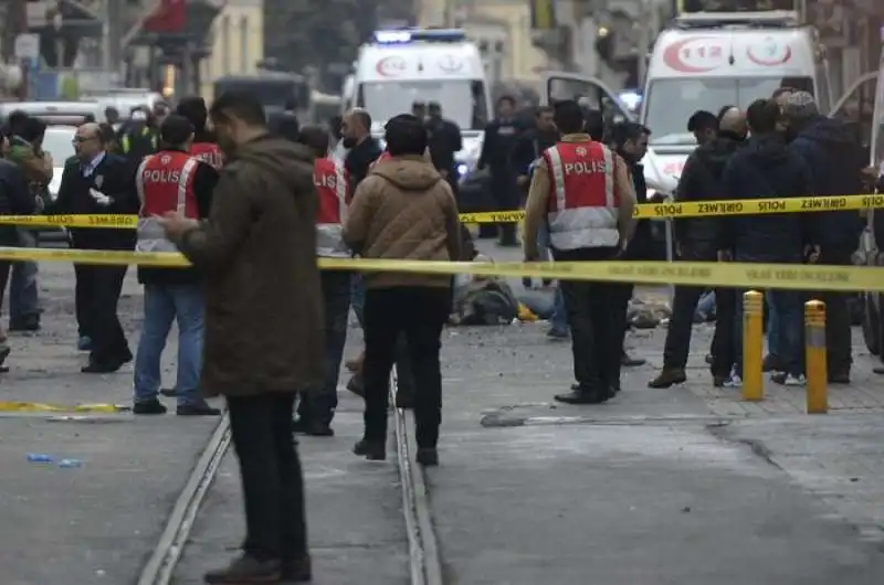 ATTENTATO A ISTANBUL  