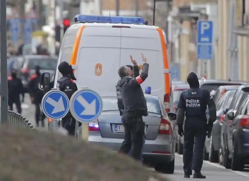 Bruxelles- nuova operazione di polizia a Schaerbeek 