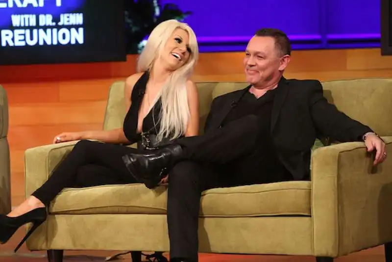 doug hutchison 55 e courtney stodden 21