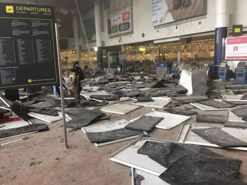 esplosione aeroporto di bruxelles