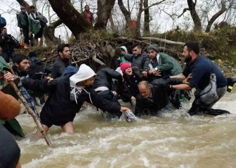 FIUME MACEDONIA GRECIA 4