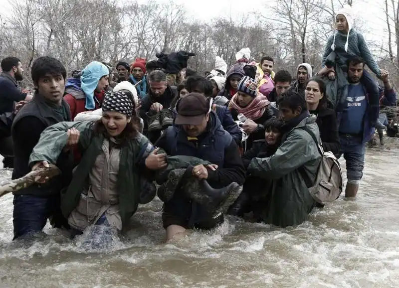 FIUME MACEDONIA GRECIA 