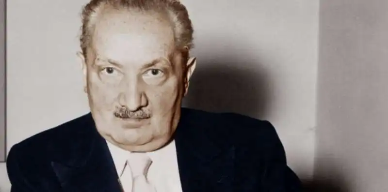 HEIDEGGER