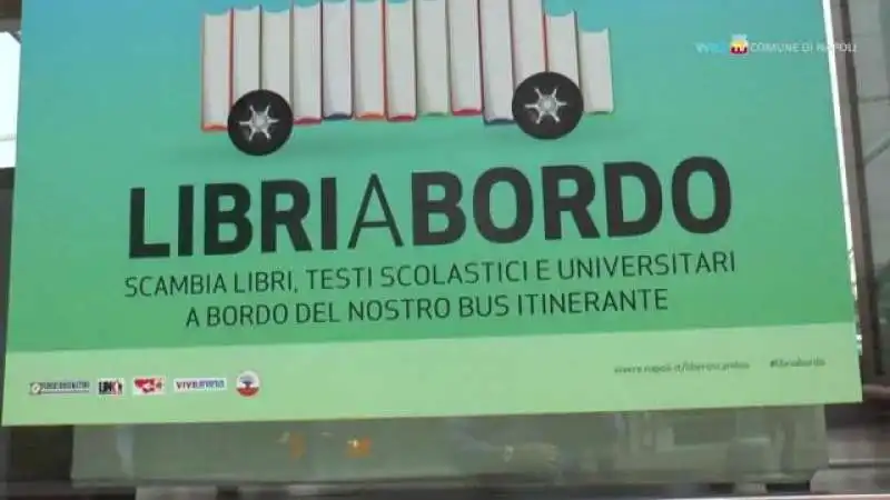 LIBRI A BORDO BUS ITINERANTE