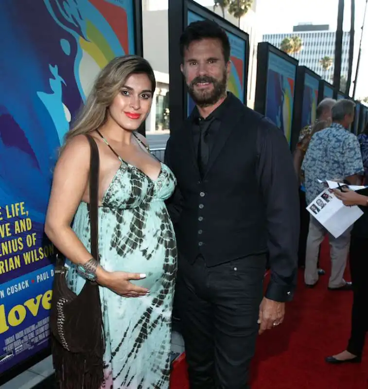 lorenzo lamas 58 e shawna 28