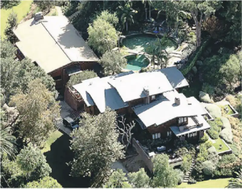 LOS FELIZ VILLA DI ANGELINA JOLIE