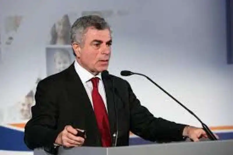 MAURO MORETTI 