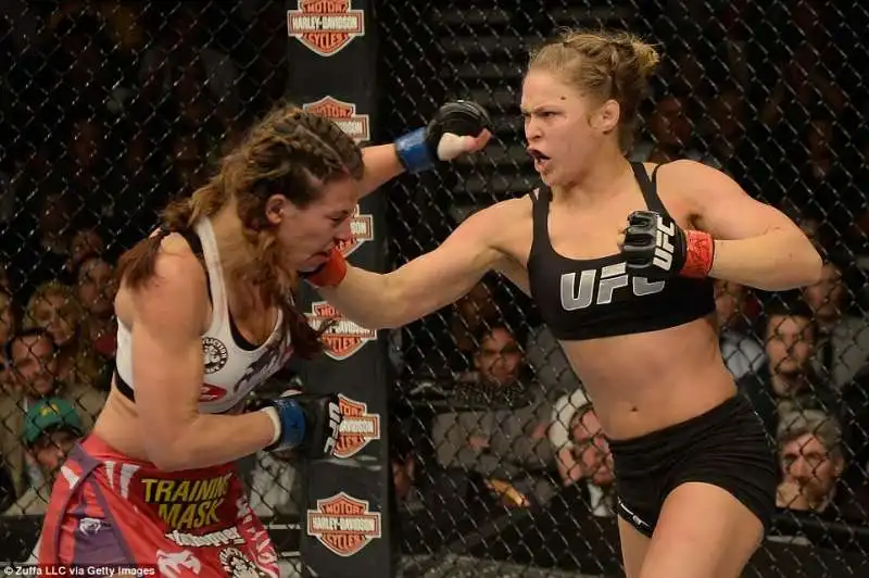 miesha tate e holly holm  2