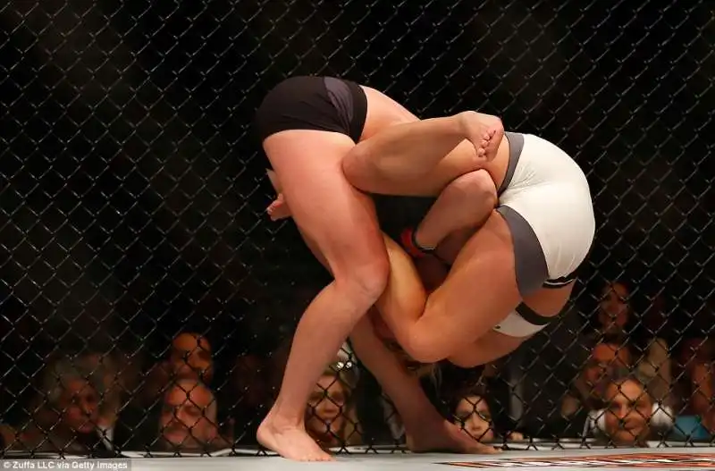 miesha tate e holly holm  4