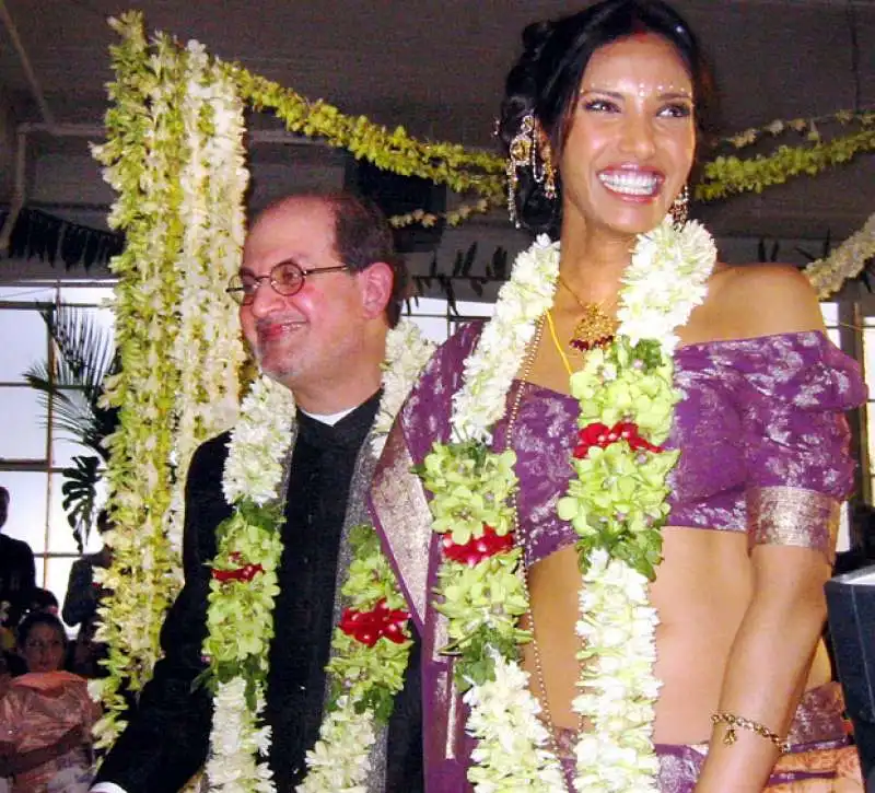 padma lakshmi e salman rushdie  3