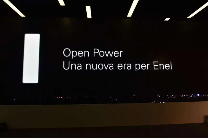 presentazione nuovo logo enel (1)