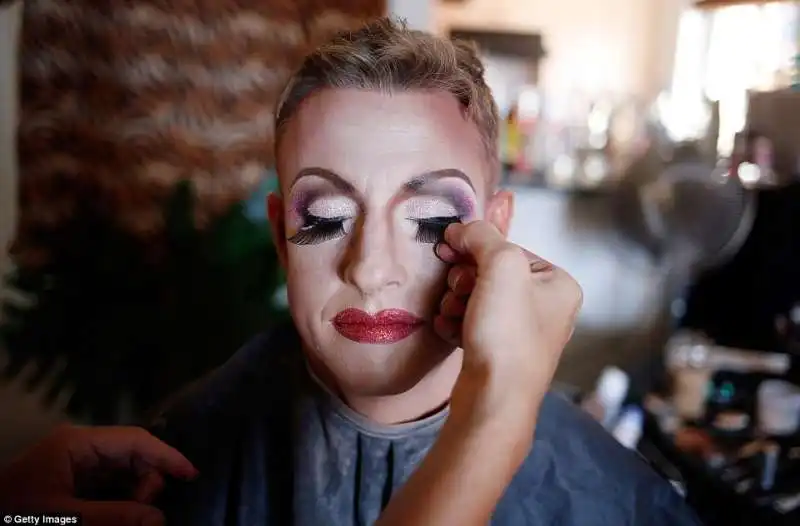 trucco e parrucco prima dell aparata a sydney