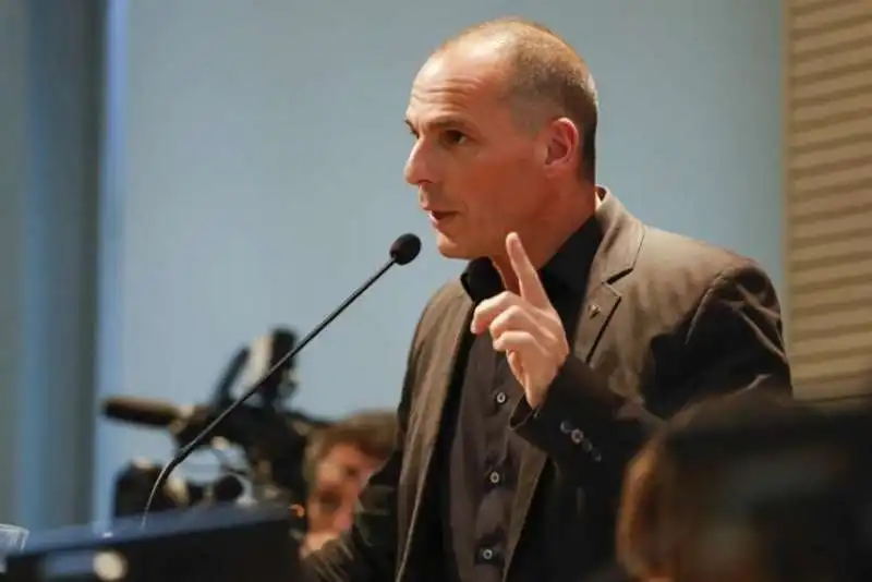 varoufakis a roma diem25