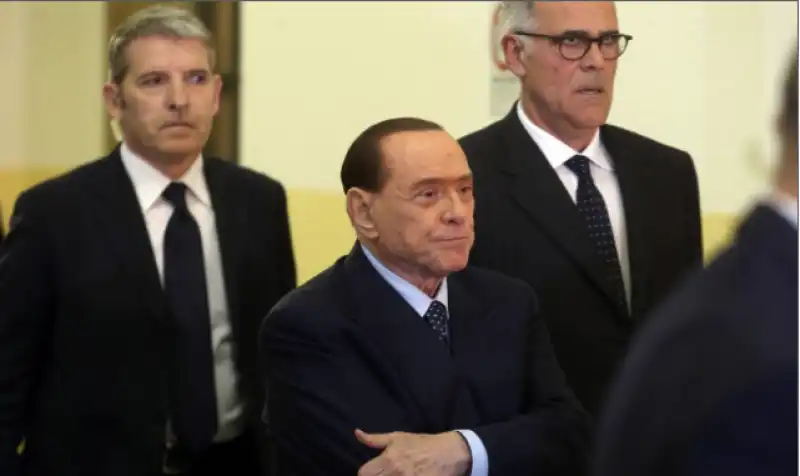 BERLUSCONI PROCESSO LELE MORA