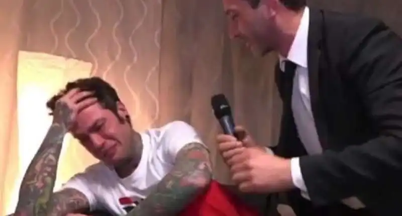 fedez scherzo iene 