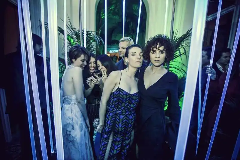 ginevra odescalchi, camilla filippi, nathalie rapti gomez, roberta pitrone, claudia potenza, alessandro borghi