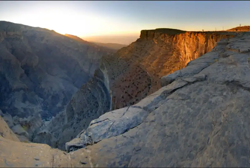 il monte jebel shams in oman