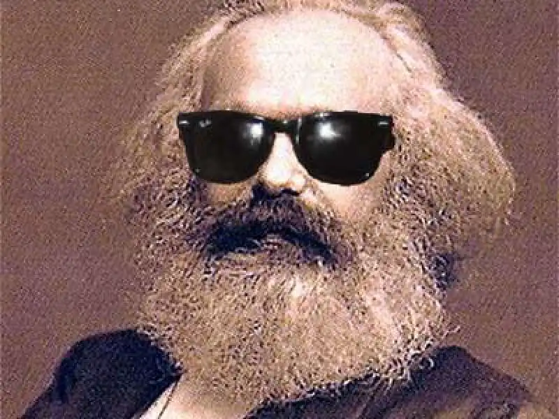 karl marx occhiali