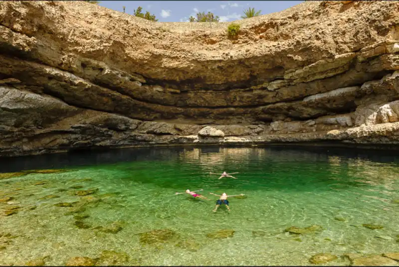 laguna hawiyat najm in oman