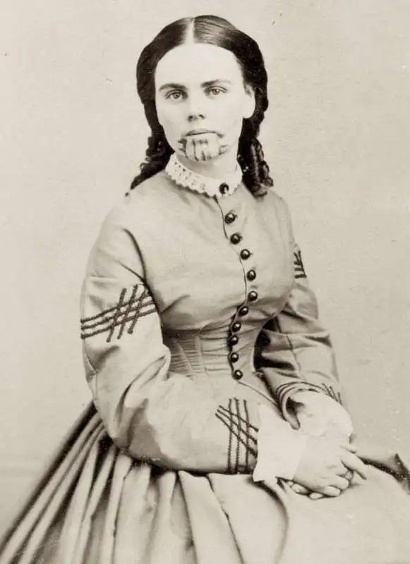 olive oatman tatuata dagli indiani