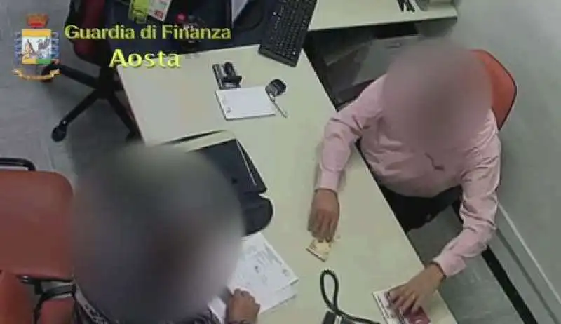 PSICHIATRA ARRESTATO AD AOSTA