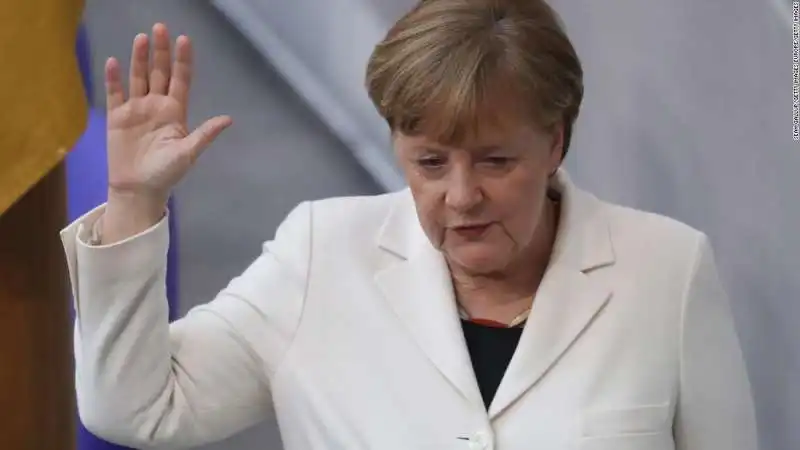 ANGELA MERKEL GIURA DA CANCELLIERE PER LA QUARTA VOLTA 