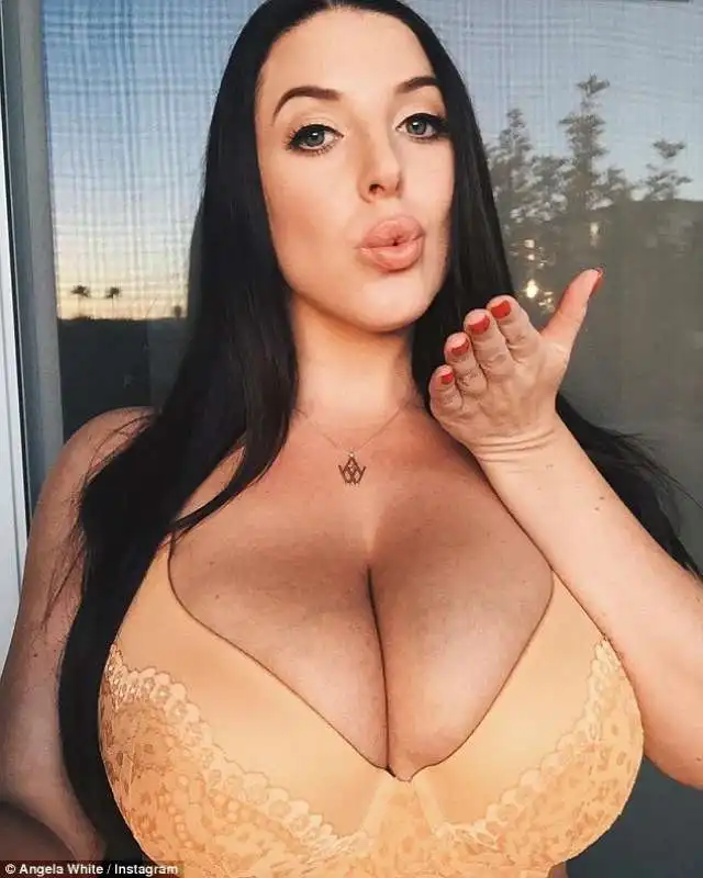 angela white  5