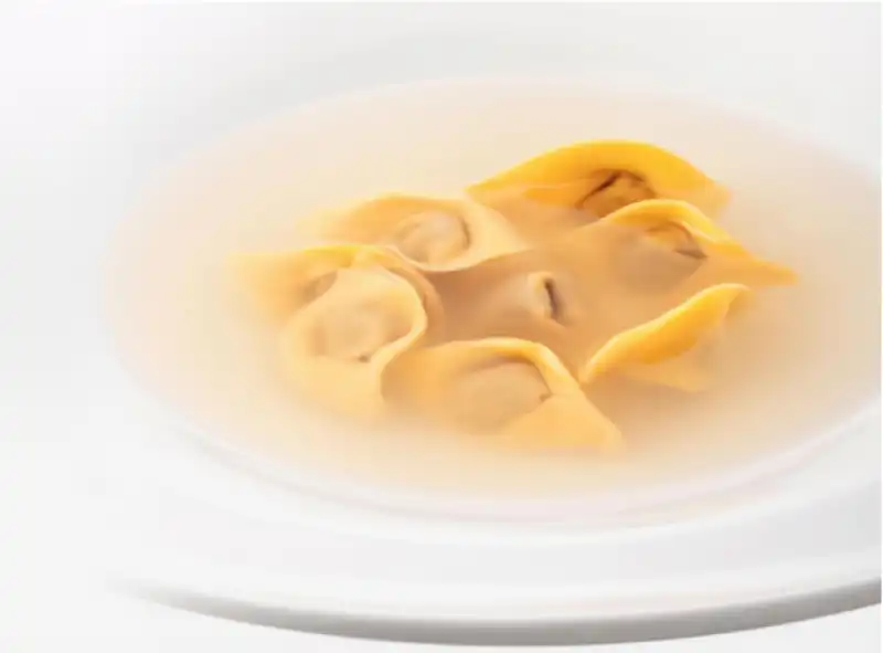 cappelletti in brodo