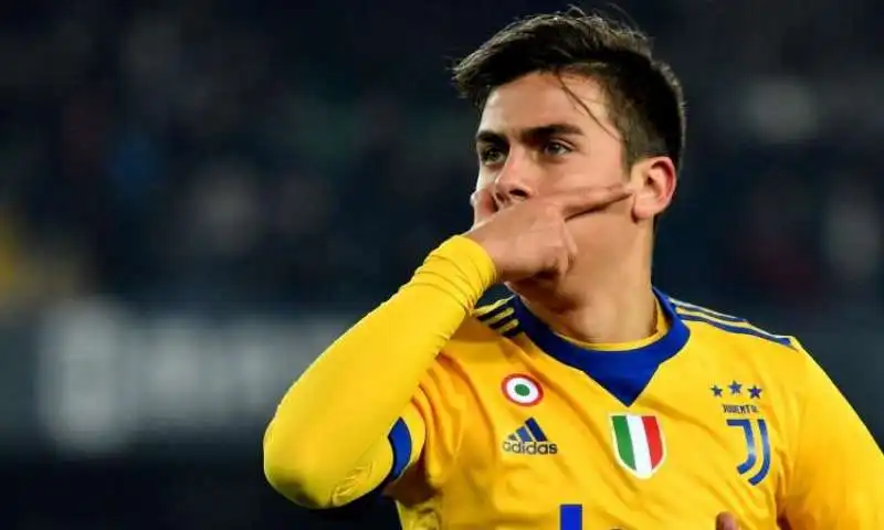 dybala.juve.2017.18.mask.750x450