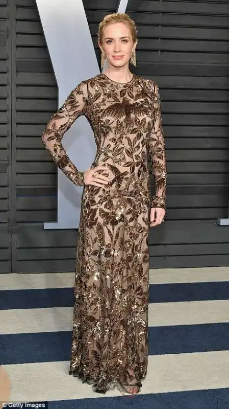 emily blunt in mcqueen