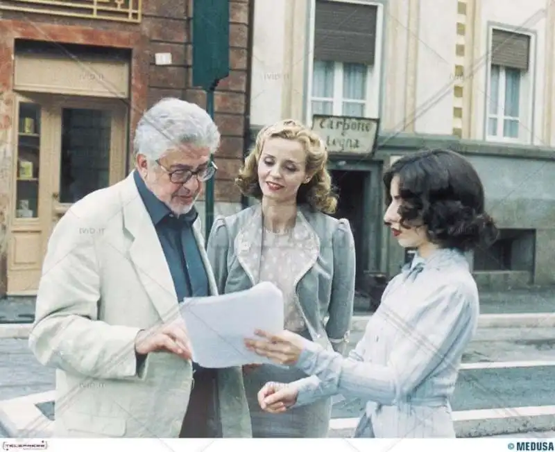 ETTORE SCOLA - ELIANA MIGLIO E SABRINA IMPACCIATORE SUL SET DI CONCORRENZA SLEALE