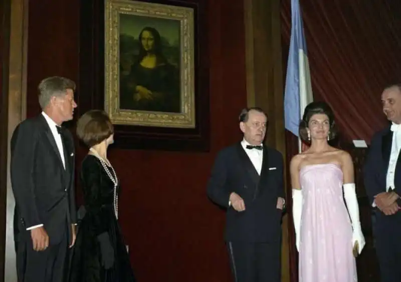 la gioconda monna lisa in america con jackie e john kennedy