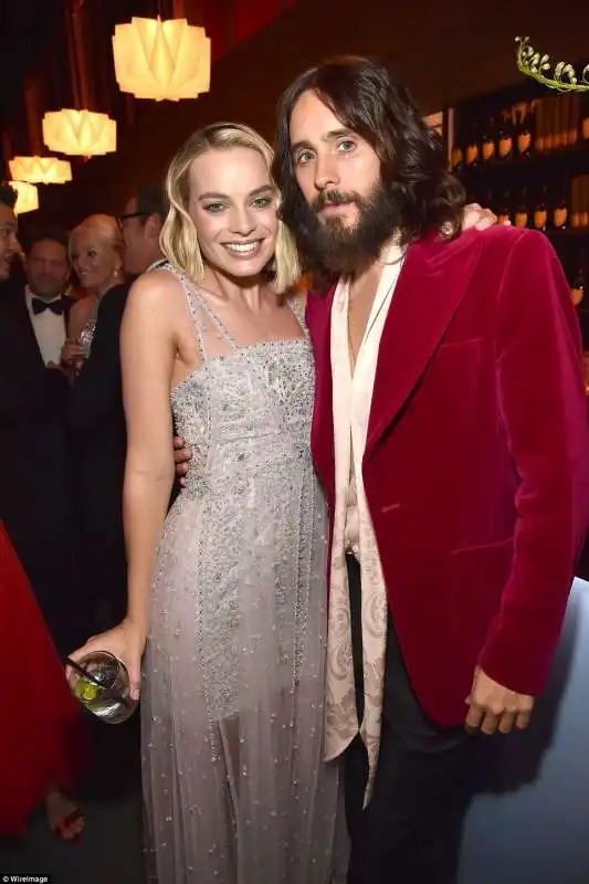 margot robbie e jared leto 2