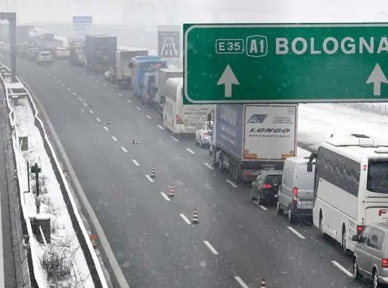 neve sull autostrada del sole