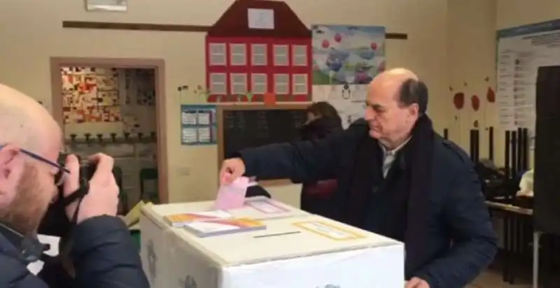 pierluigi bersani sbaglia a votare