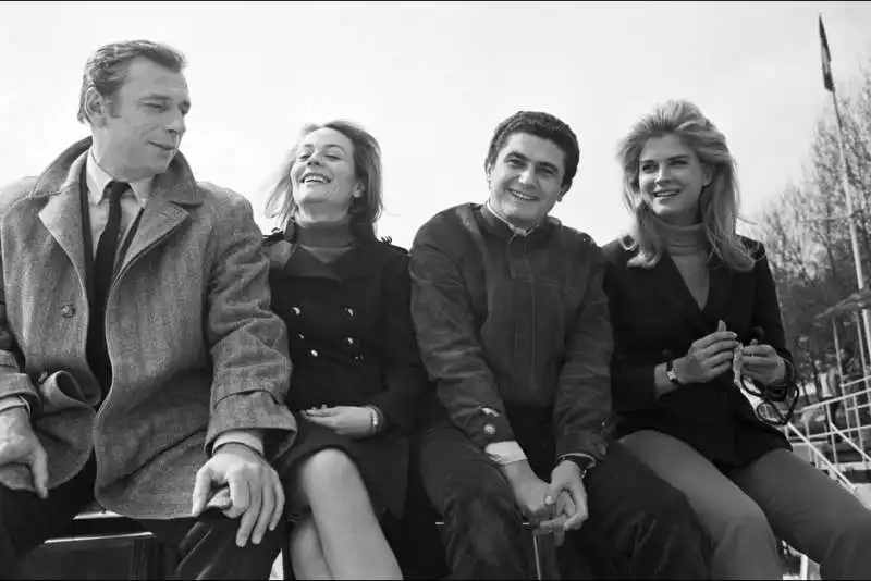 yves montand, annie girardot, claude lelouch e candice bergen 