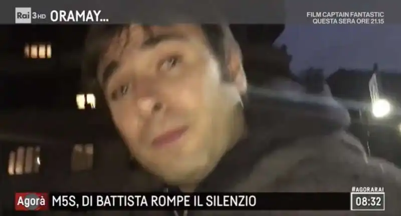 alessandro di battista intercettato dall'inviato di agora' 1