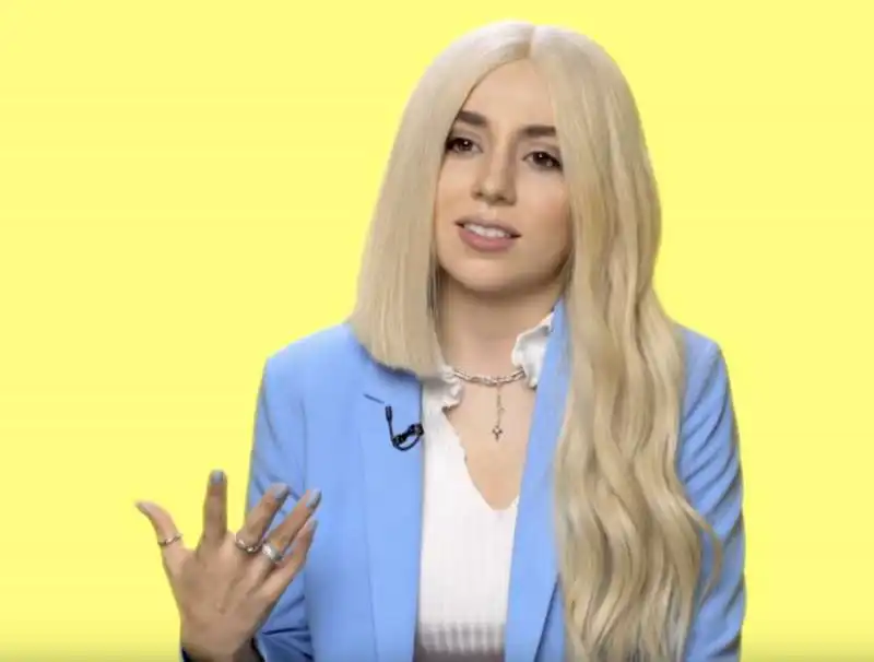 ava max 32