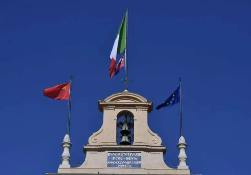 BANDIERA CINESE AL QUIRINALE