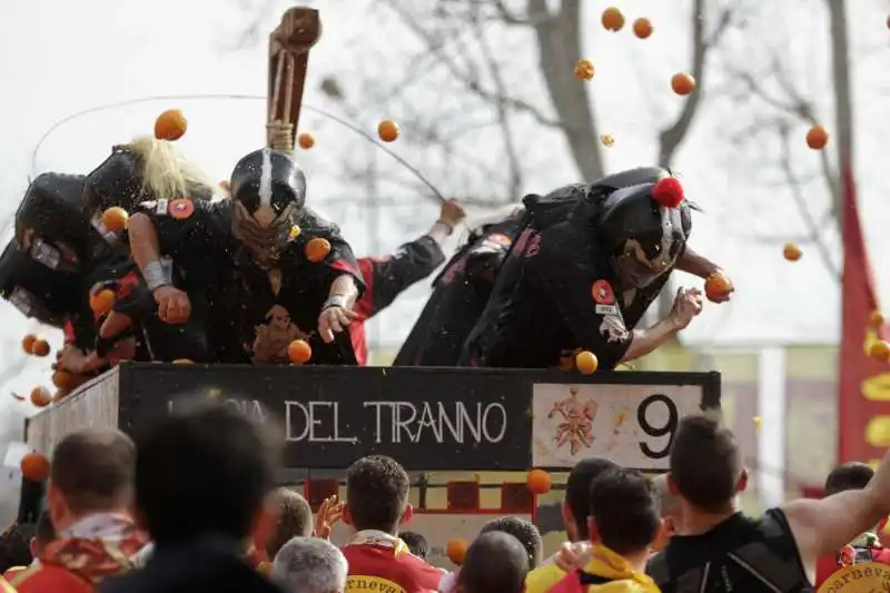 carnevale 2019 a ivrea   battaglia delle arance 13